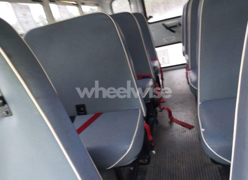 Photo 7 of 2004 Chevrolet Corbett EXPRESS CUTAWAY (VIN 1GBHG31V541169817)