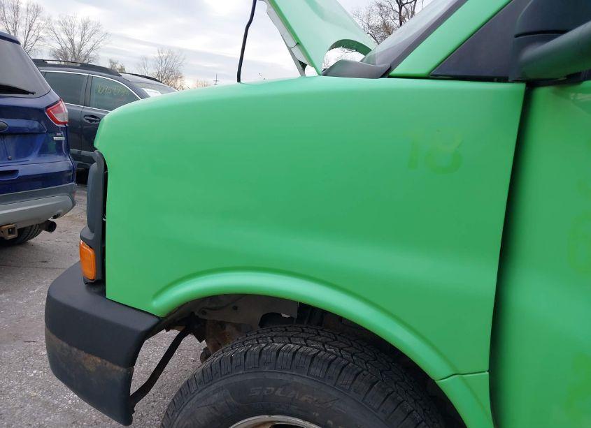 Photo 10 of 2007 Chevrolet Express CUTAWAY WORK VAN (VIN 1GBHG31VX71181787)