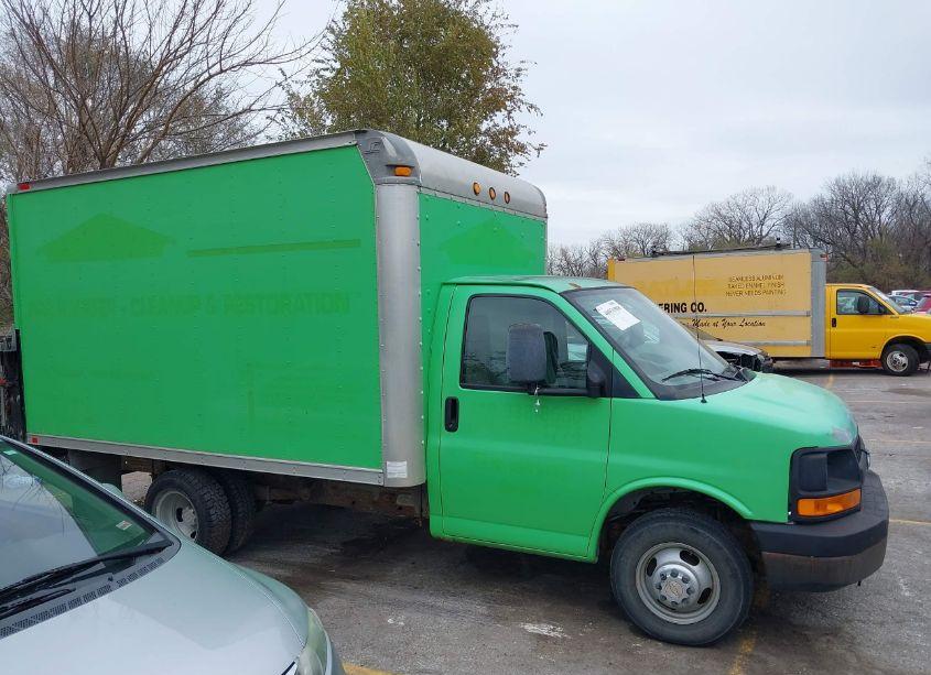 Photo 12 of 2007 Chevrolet Express CUTAWAY WORK VAN (VIN 1GBHG31VX71181787)