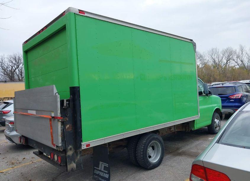 Photo 4 of 2007 Chevrolet Express CUTAWAY WORK VAN (VIN 1GBHG31VX71181787)