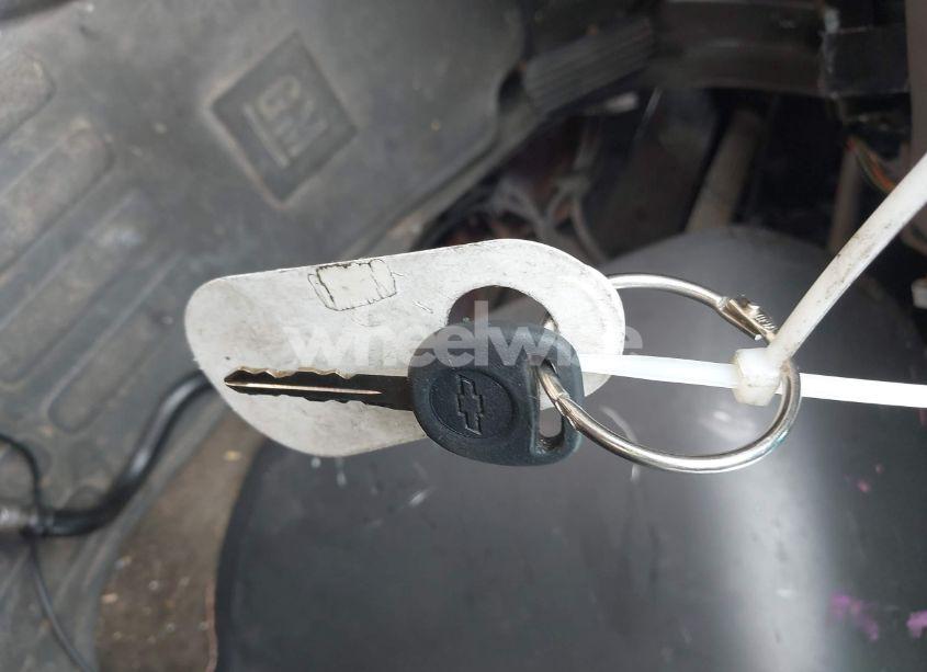 Photo 11 of 2001 Chevrolet Express (VIN 1GBHG39R111196645)
