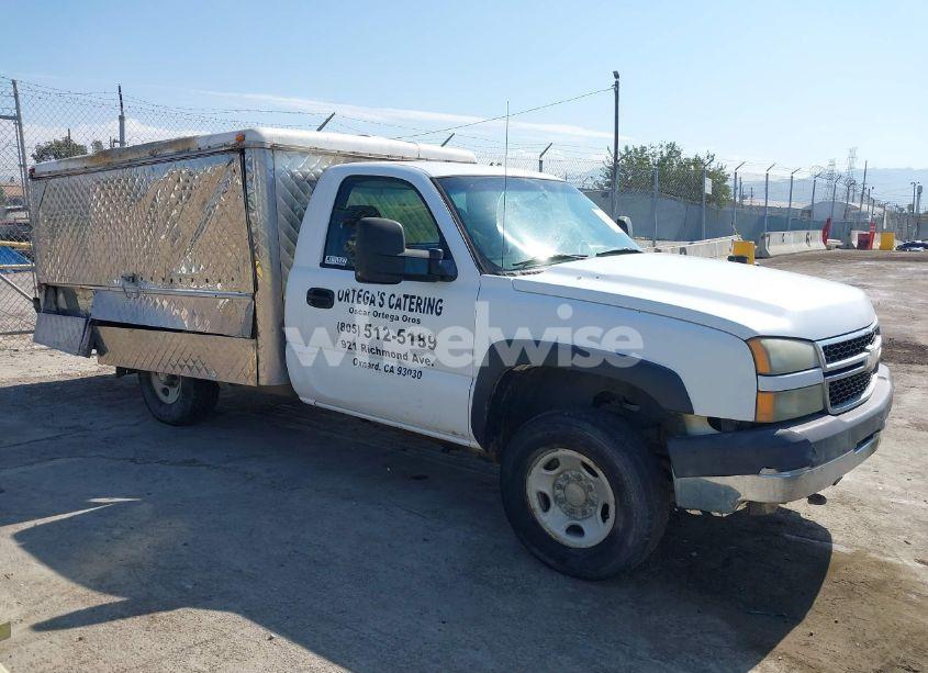 2007 Chevrolet Silverado 2500HD CLASSIC WORK TRUCK (VIN 1GBHK24U87E156598) main photo