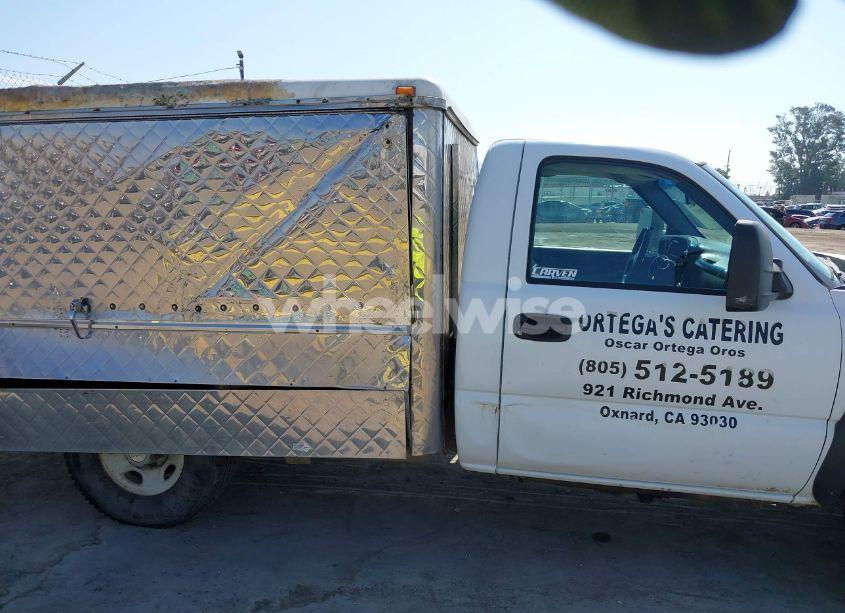 Photo 14 of 2007 Chevrolet Silverado 2500HD CLASSIC WORK TRUCK (VIN 1GBHK24U87E156598)