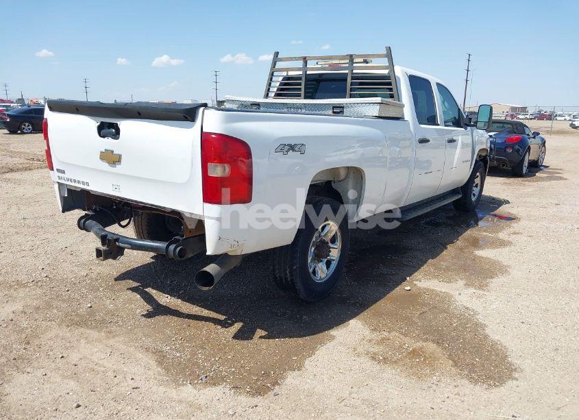Photo 4 of 2009 Chevrolet Silverado 3500HD LT (VIN 1GBHK83699F159061)