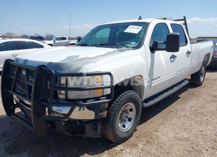Photo 6 of 2009 Chevrolet Silverado 3500HD LT (VIN 1GBHK83699F159061)