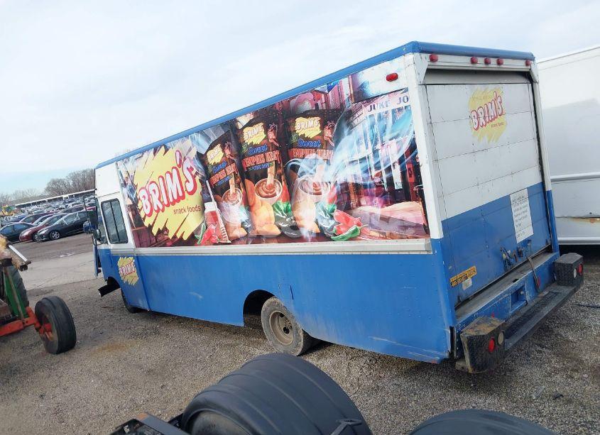 Photo 14 of 1999 Chevrolet F.c. (VIN 1GBHP32R6X3307908)