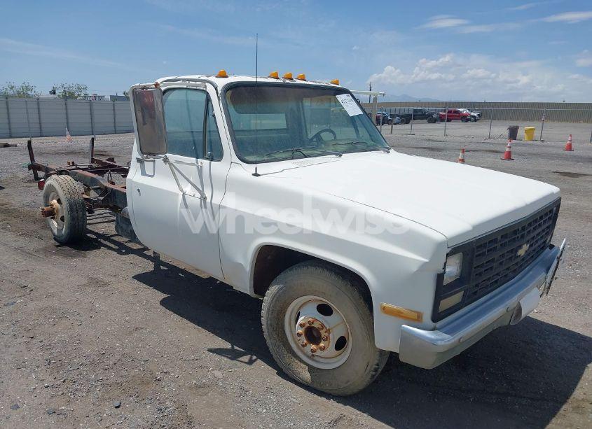 1989 Chevrolet R3500 N/A (VIN 1GBHR34N8KF301104) main photo