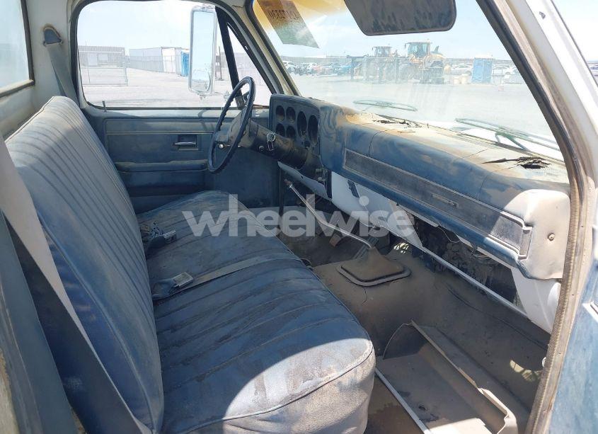 Photo 5 of 1989 Chevrolet R3500 N/A (VIN 1GBHR34N8KF301104)