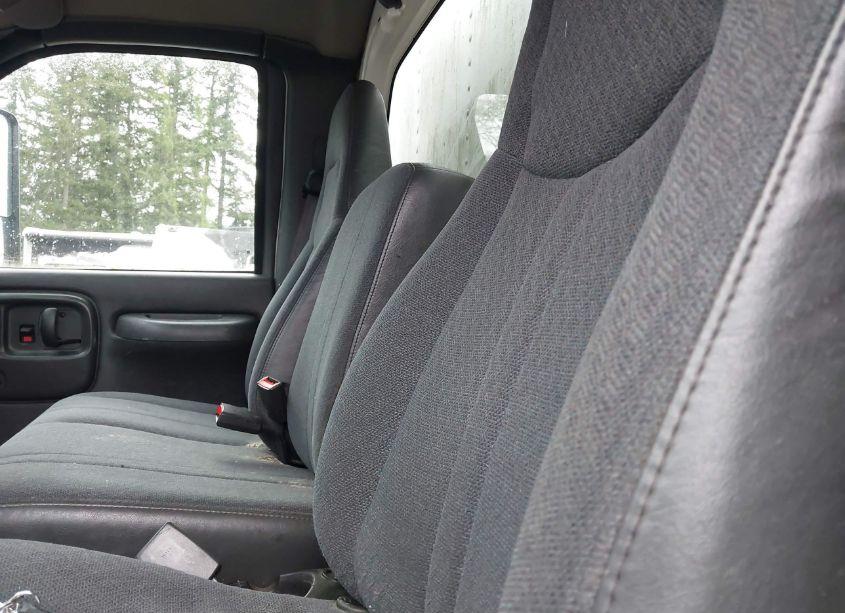 Photo 7 of 2006 Chevrolet Cc6500 (VIN 1GBJ6C1376F429630)