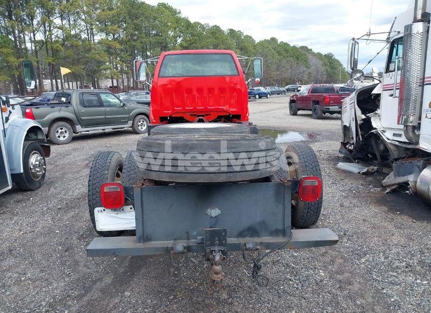 Photo 15 of 1998 Chevrolet C-series C7H042 (VIN 1GBJ7H1P5WJ113329)