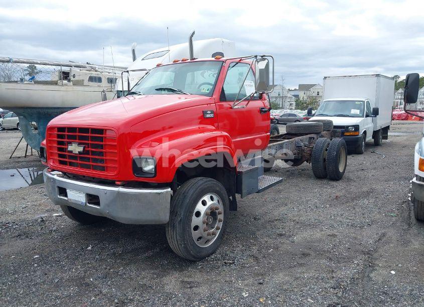 Photo 2 of 1998 Chevrolet C-series C7H042 (VIN 1GBJ7H1P5WJ113329)