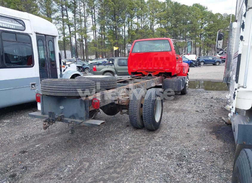 Photo 4 of 1998 Chevrolet C-series C7H042 (VIN 1GBJ7H1P5WJ113329)