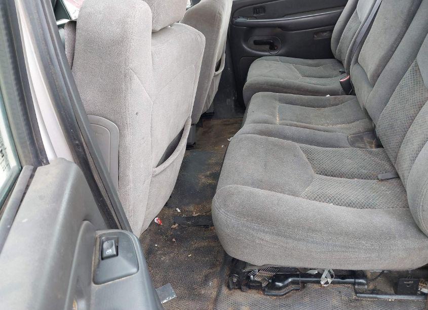 Photo 7 of 2007 Chevrolet Silverado C3500 (VIN 1GBJC33D07F161732)