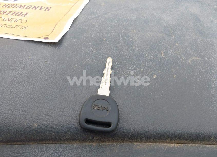 Photo 10 of 2003 Chevrolet Silverado C3500 (VIN 1GBJC33G93F171065)