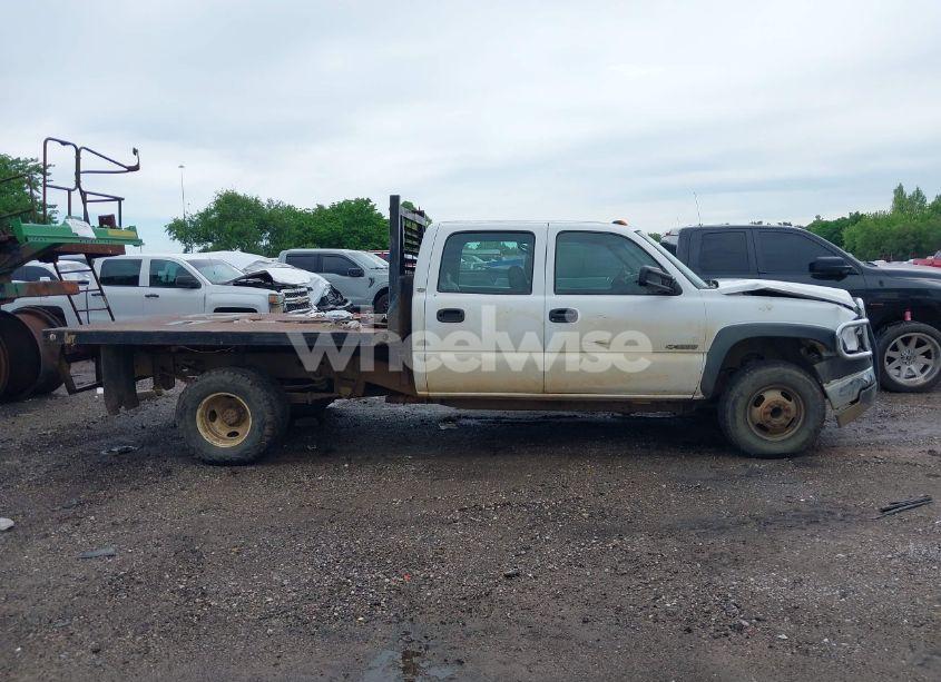 Photo 13 of 2003 Chevrolet Silverado C3500 (VIN 1GBJC33G93F171065)