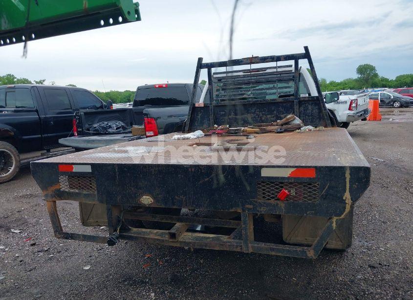 Photo 15 of 2003 Chevrolet Silverado C3500 (VIN 1GBJC33G93F171065)