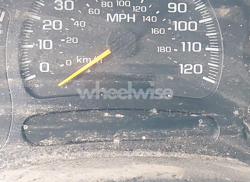 Photo 5 of 2003 Chevrolet Silverado C3500 (VIN 1GBJC33G93F171065)