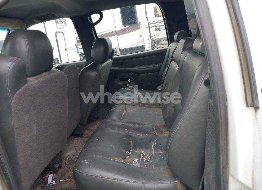 Photo 7 of 2003 Chevrolet Silverado C3500 (VIN 1GBJC33G93F171065)