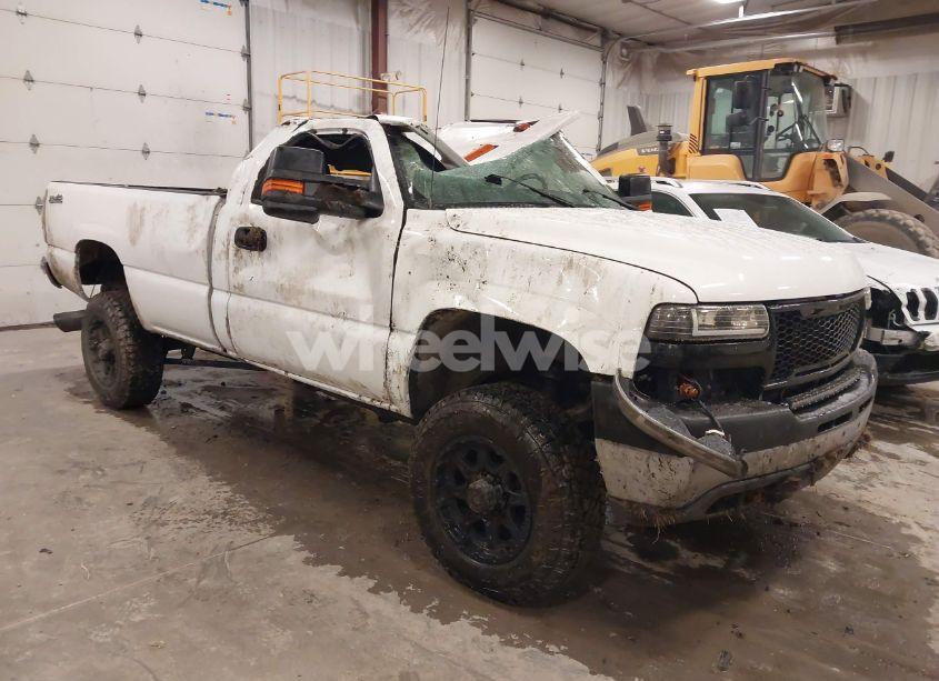 2003 Chevrolet Silverado 3500 CHASSIS (VIN 1GBJC341X3E219530) main photo