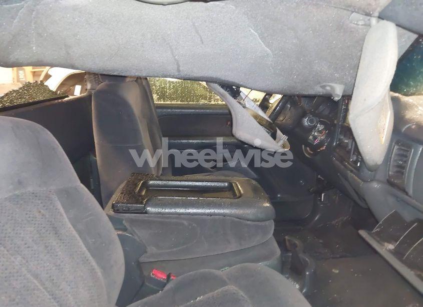 Photo 7 of 2003 Chevrolet Silverado 3500 CHASSIS (VIN 1GBJC341X3E219530)