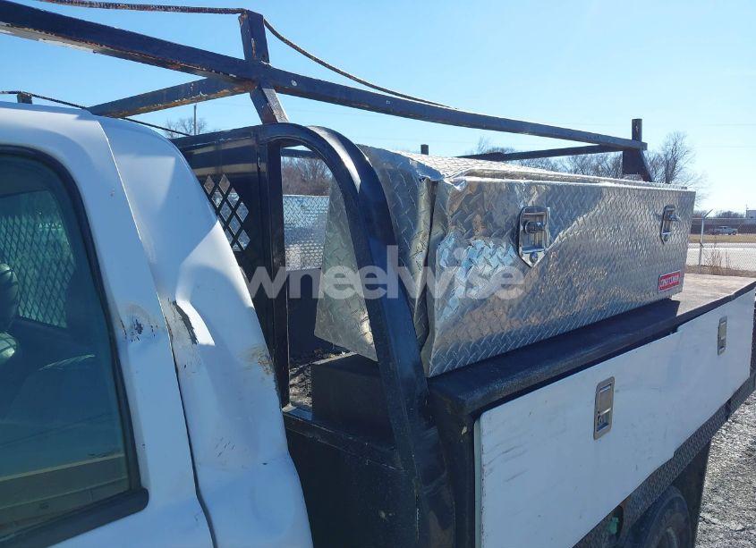 Photo 17 of 2005 Chevrolet Silverado 3500 CHASSIS WORK TRUCK (VIN 1GBJC34235E311607)