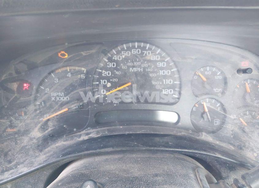 Photo 5 of 2005 Chevrolet Silverado 3500 CHASSIS WORK TRUCK (VIN 1GBJC34235E311607)