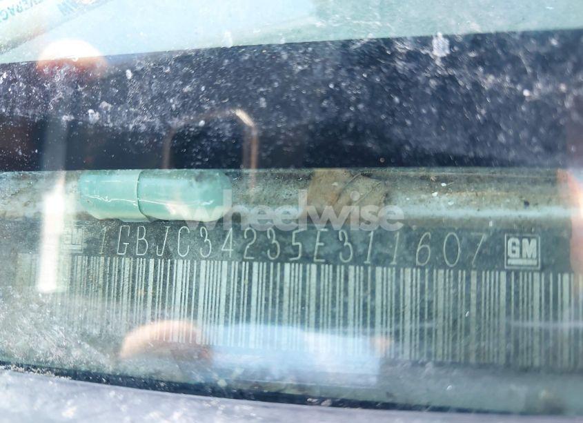 Photo 8 of 2005 Chevrolet Silverado 3500 CHASSIS WORK TRUCK (VIN 1GBJC34235E311607)