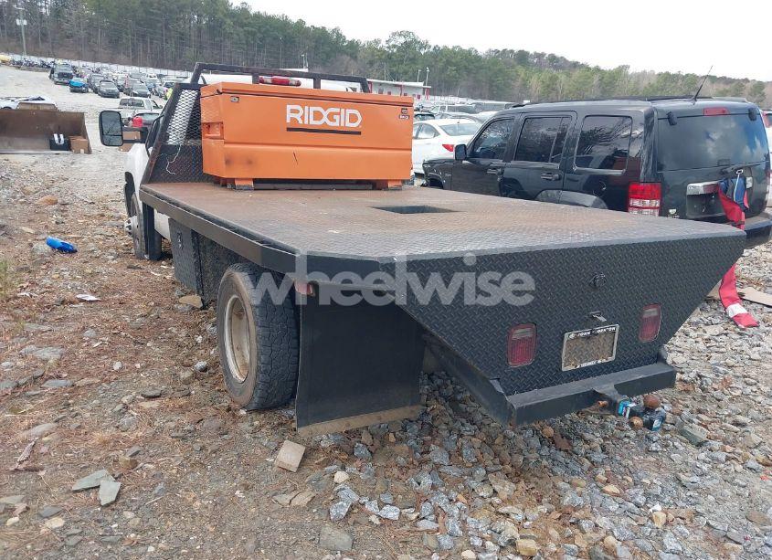 Photo 3 of 2008 Chevrolet Silverado 3500HD CHASSIS WORK TRUCK (VIN 1GBJC346X8E111377)