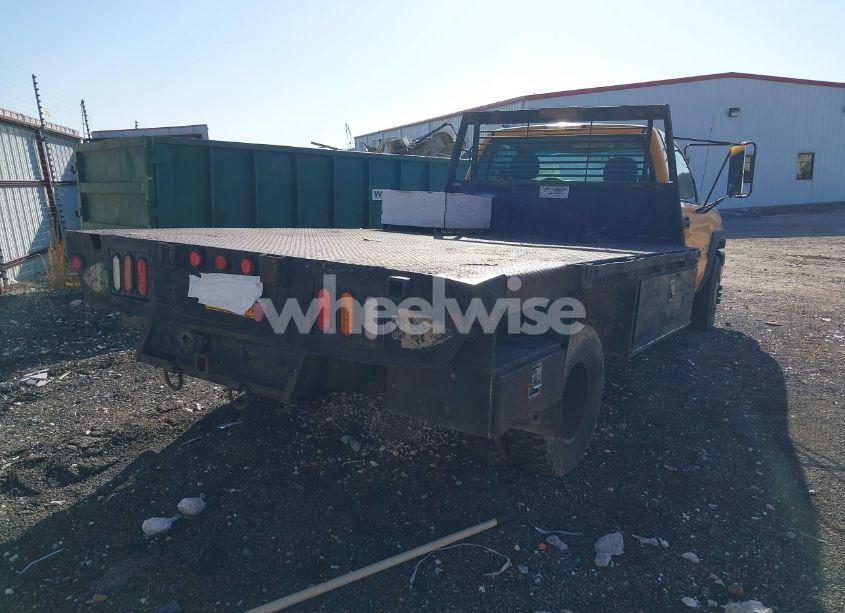 Photo 4 of 2006 Chevrolet Silverado 3500 CHASSIS WORK TRUCK (VIN 1GBJC34D56E177847)