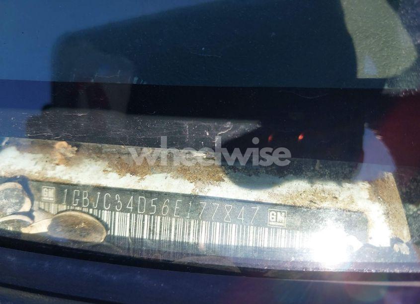 Photo 8 of 2006 Chevrolet Silverado 3500 CHASSIS WORK TRUCK (VIN 1GBJC34D56E177847)