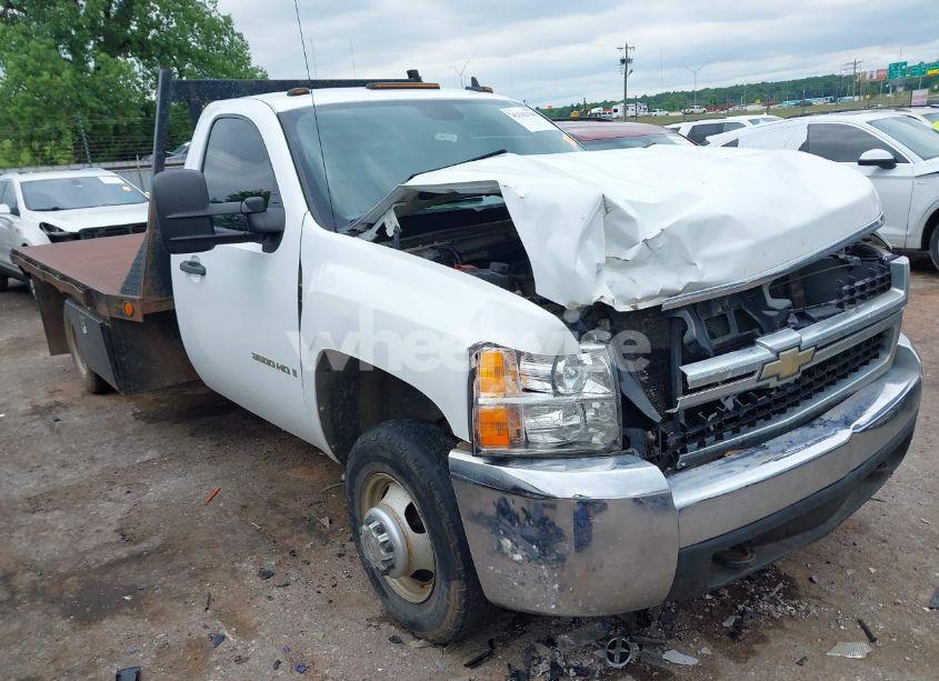 2007 Chevrolet Silverado 3500 CHASSIS WORK TRUCK (VIN 1GBJC34K17E590414) main photo