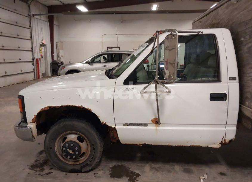 Photo 12 of 1997 Chevrolet C3500 CHASSIS (VIN 1GBJC34R2VF010575)