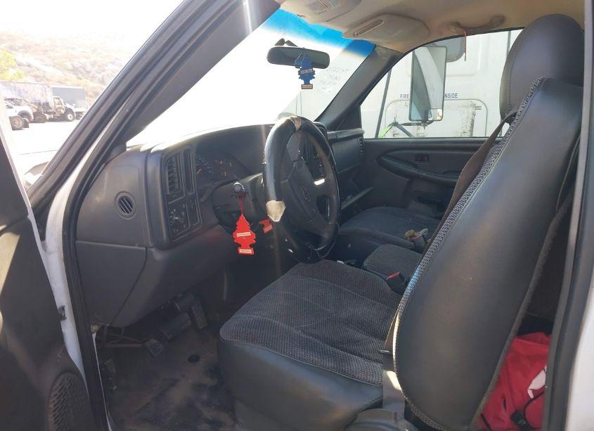 Photo 7 of 2003 Chevrolet Silverado 3500 CHASSIS (VIN 1GBJC34U33E289266)