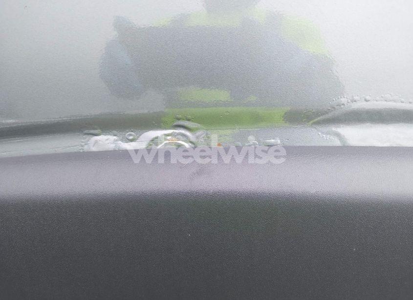 Photo 18 of 2004 Chevrolet Silverado 3500 CHASSIS (VIN 1GBJC34U44E232625)