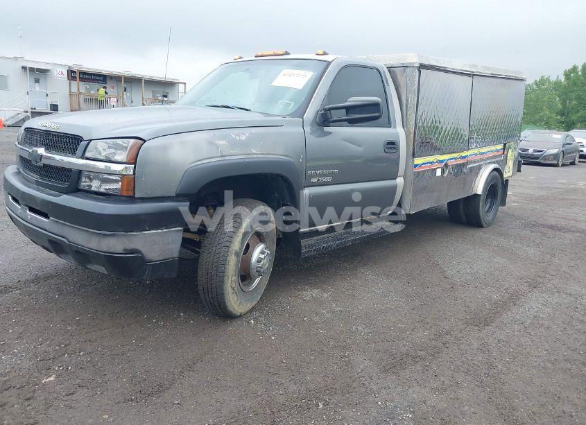 Photo 2 of 2004 Chevrolet Silverado 3500 CHASSIS (VIN 1GBJC34U44E232625)