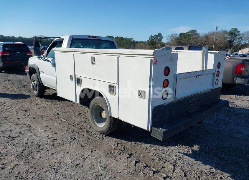 Photo 3 of 2006 Chevrolet Silverado 3500 CHASSIS WORK TRUCK (VIN 1GBJC34U96E194134)