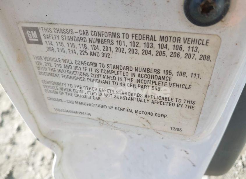 Photo 8 of 2006 Chevrolet Silverado 3500 CHASSIS WORK TRUCK (VIN 1GBJC34U96E194134)