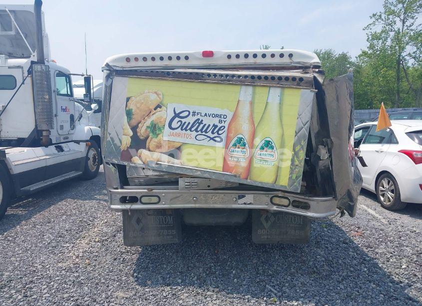 Photo 15 of 2006 Chevrolet Silverado 3500 CHASSIS WORK TRUCK (VIN 1GBJC34U96E255028)