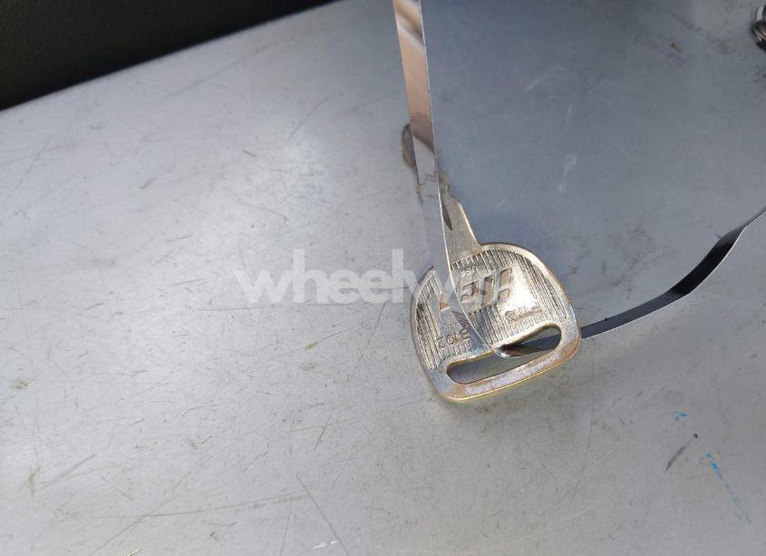 Photo 10 of 2001 Chevrolet Silverado 3500 CHASSIS (VIN 1GBJC34UX1F111443)