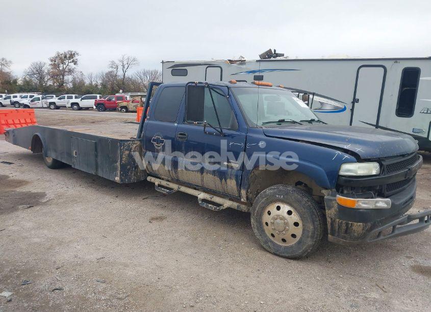 2002 Chevrolet Silverado 3500 CHASSIS LS (VIN 1GBJC39102F211468) main photo