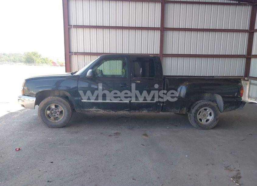 Photo 14 of 2002 Chevrolet Silverado 3500 CHASSIS LS (VIN 1GBJC39132F143327)