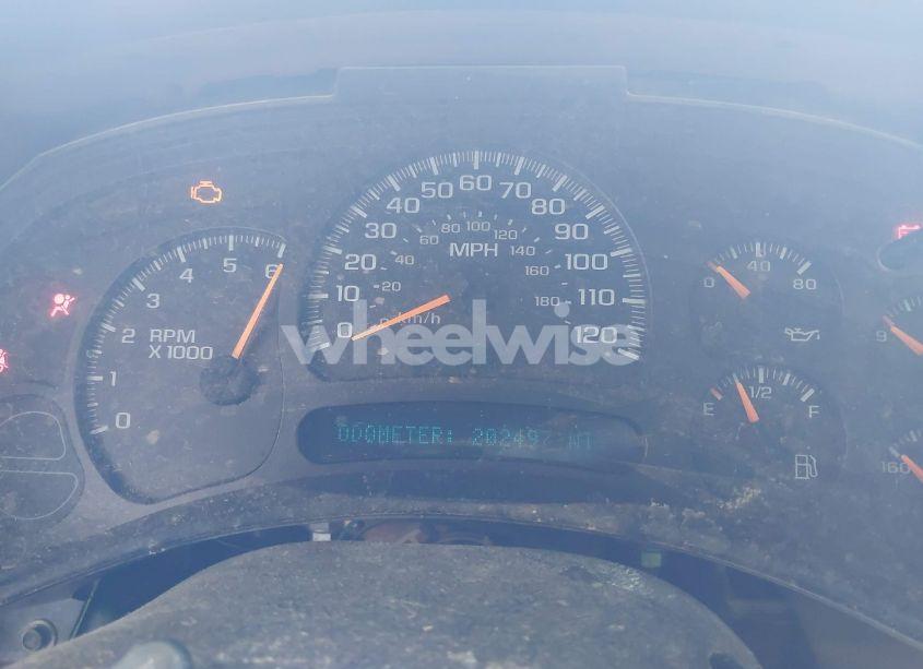 Photo 5 of 2002 Chevrolet Silverado 3500 CHASSIS LS (VIN 1GBJC39132F143327)