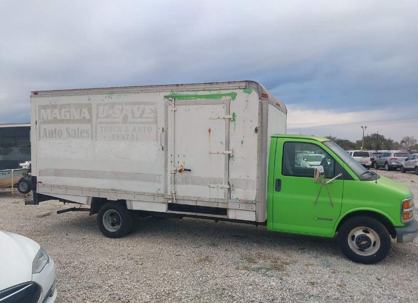 Photo 16 of 2002 Chevrolet Express COMM CUTAWAY (VIN 1GBJG31F221112465)