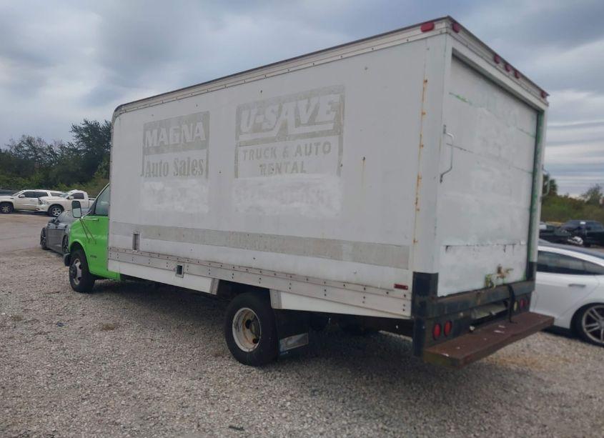 Photo 3 of 2002 Chevrolet Express COMM CUTAWAY (VIN 1GBJG31F221112465)