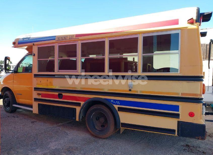 Photo 14 of 2003 Chevrolet Bus EXPRESS COMM CUTAWAY (VIN 1GBJG31F421216729)