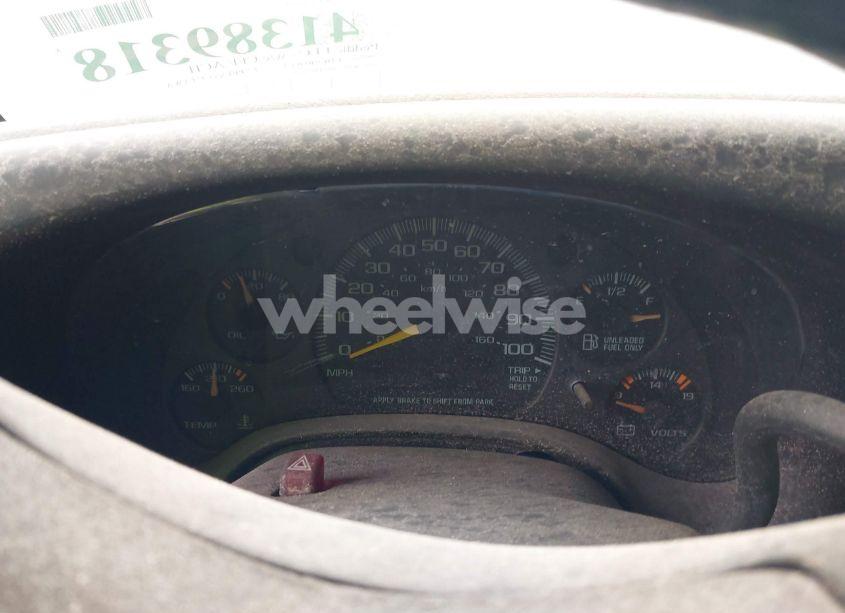 Photo 5 of 2001 Chevrolet Express RV CUTAWAY (VIN 1GBJG31G611175379)
