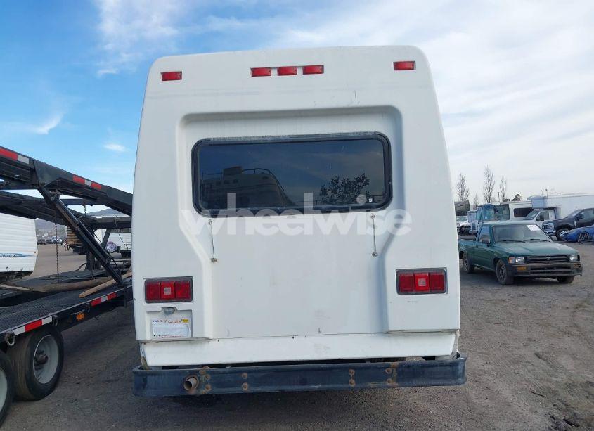 Photo 15 of 1999 Chevrolet Express RV CUTAWAY (VIN 1GBJG31J2X1065109)