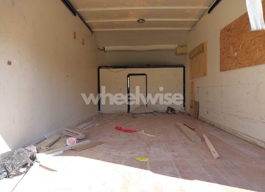 Photo 6 of 1998 Chevrolet Cutaway COMMERCIAL (VIN 1GBJG31J9W1016830)