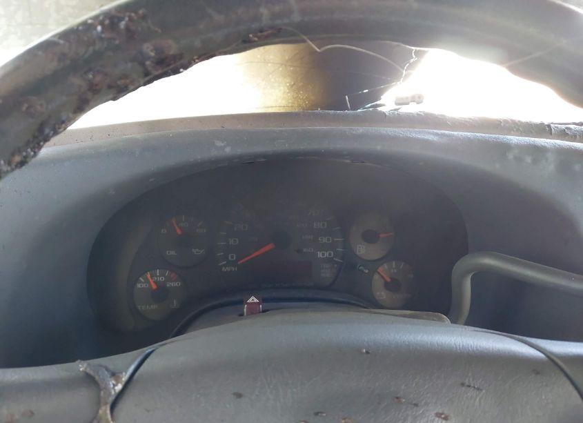 Photo 6 of 2000 Chevrolet Express RV CUTAWAY (VIN 1GBJG31JXY1195740)