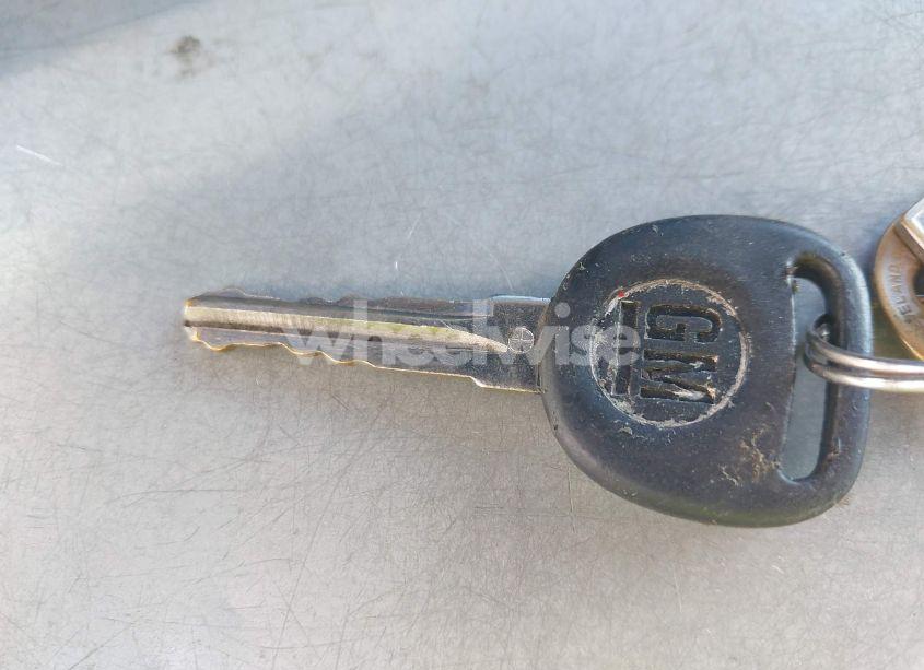 Photo 10 of 2008 Chevrolet Express CUTAWAY WORK VAN (VIN 1GBJG31K481220303)